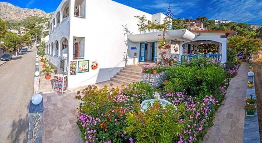 Nefeli Hotel - Image 1