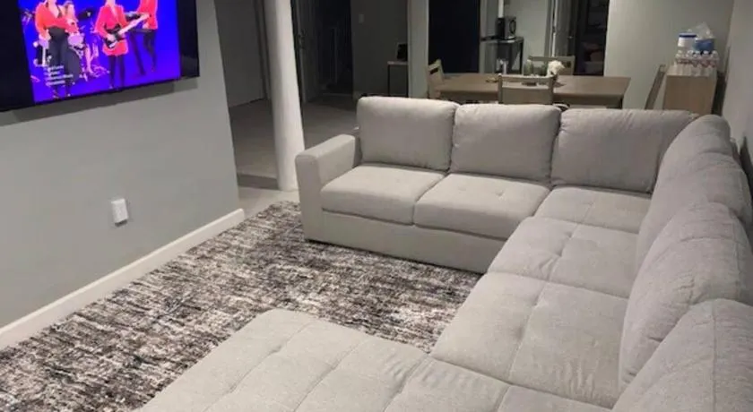 Stylish Basement Studio in Central El Paso - Very spacious - Image 1