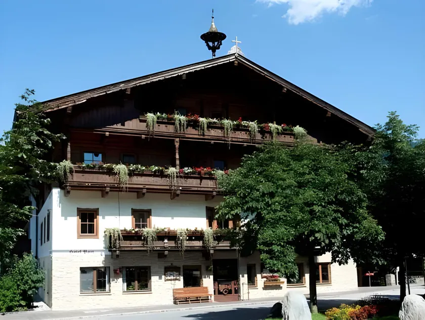 Hotel Post - Image 1