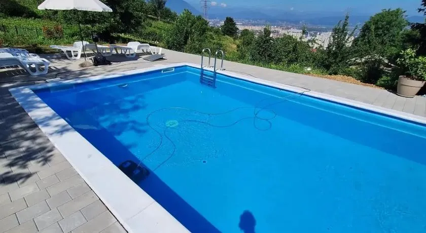 Apartmani Lana - Image 1