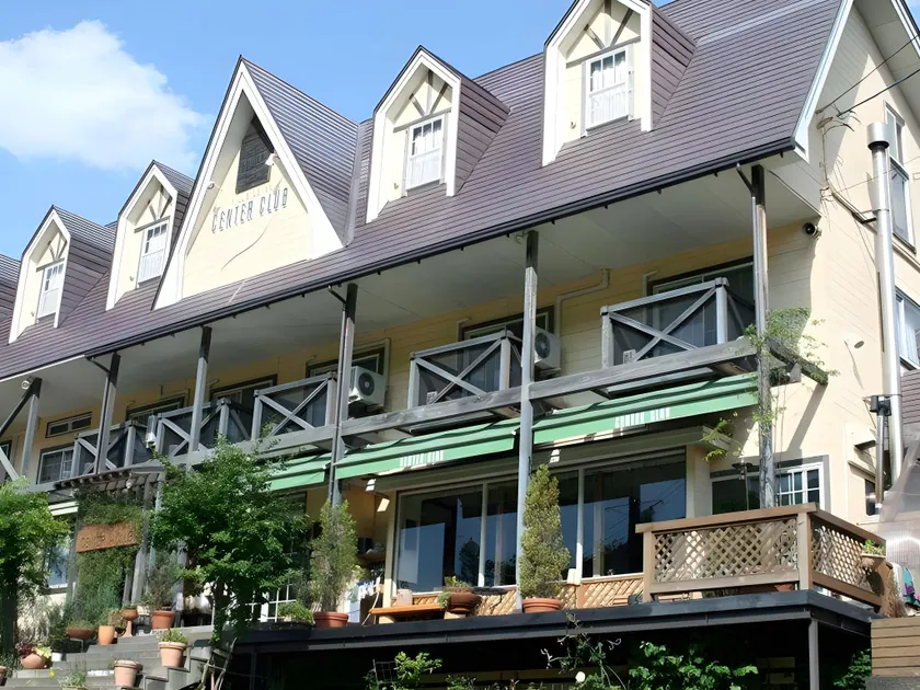 Hill Side Inn Center Club (Pet-friendly Inn) - Image 1