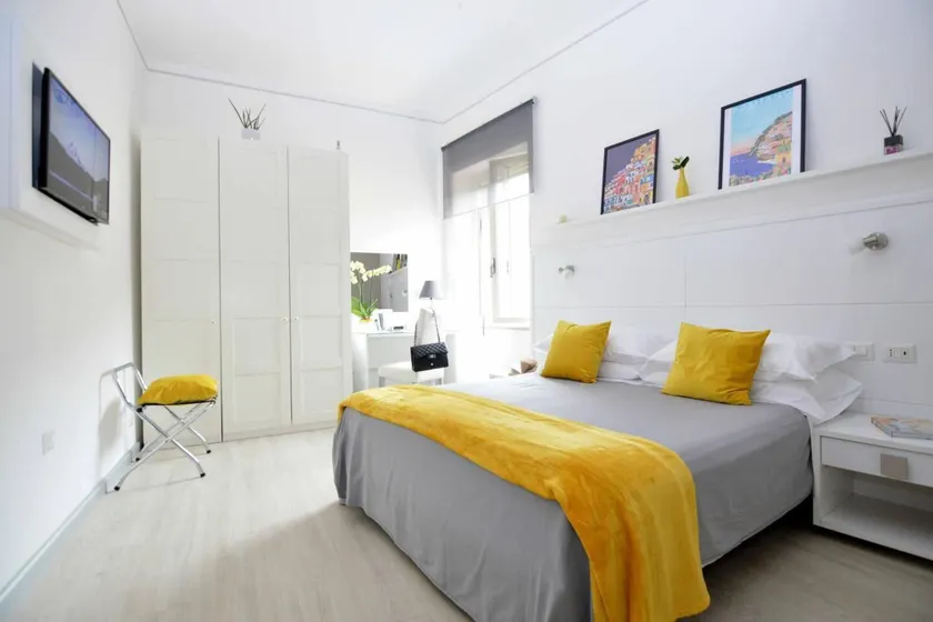 Lovely 3-bed House in Sorrento for Families - Image 1