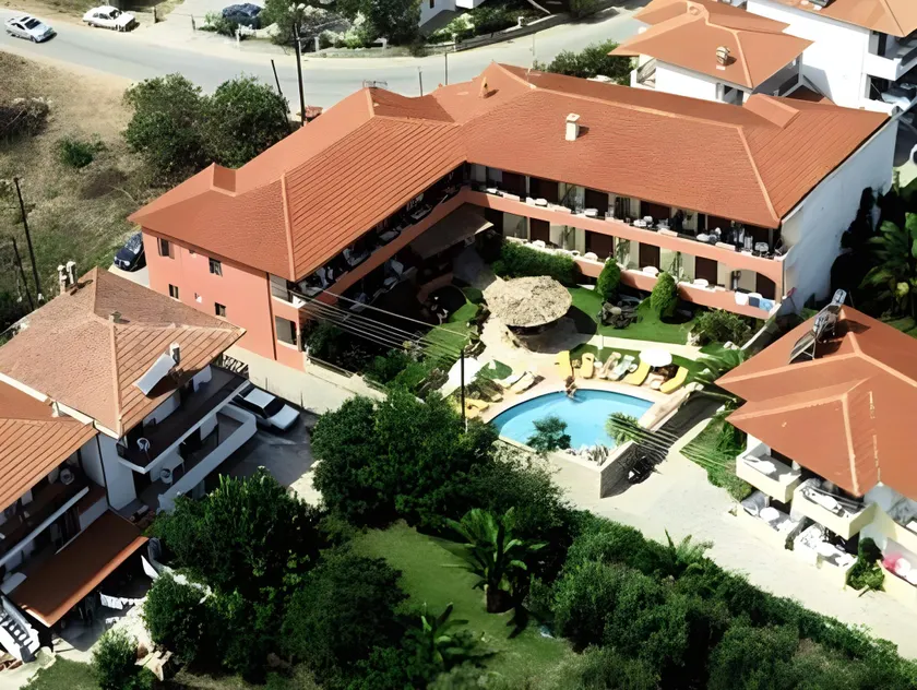Hotel Zeus - Image 1