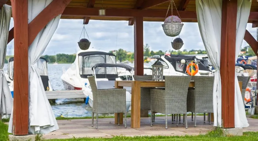 Słoneczny Port - Image 1