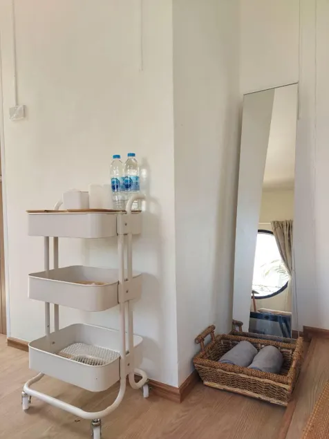 บ้านขาว - Image 1