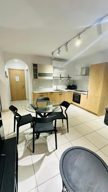 Modern 2BR Apartment in Msida near Skate Park - Image 1