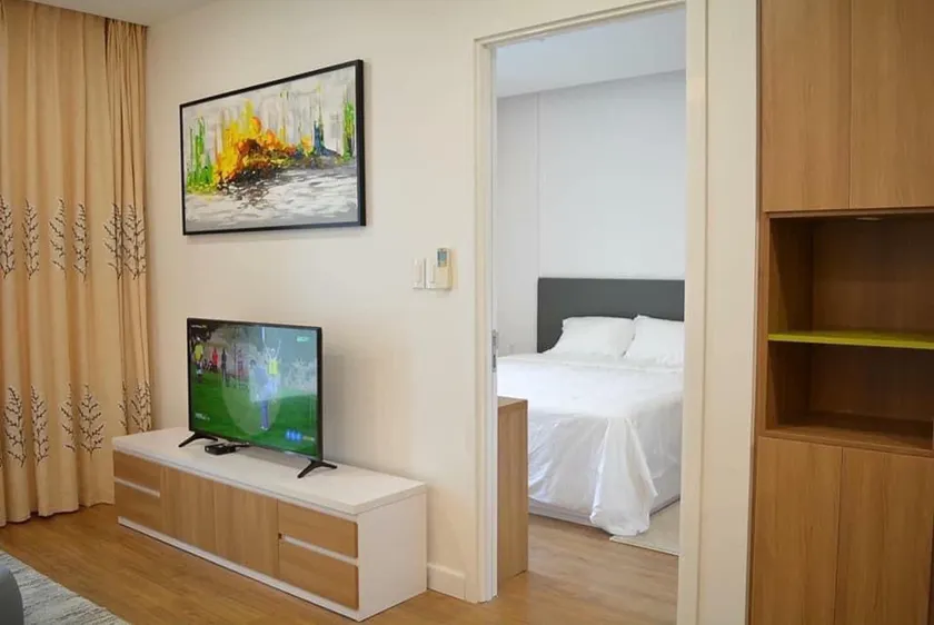 Terry Serviced Apartments - Near The Airport - Image 1