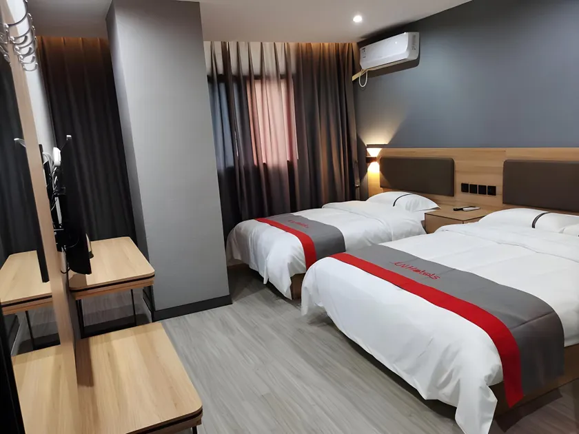 Jun Hotel Henan Sanmenxia Dennis Plaza - Image 1