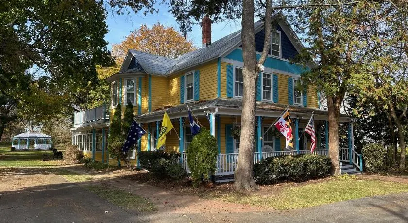 Inn on Fox Meadow - Spacious Victorian Inn - Image 1
