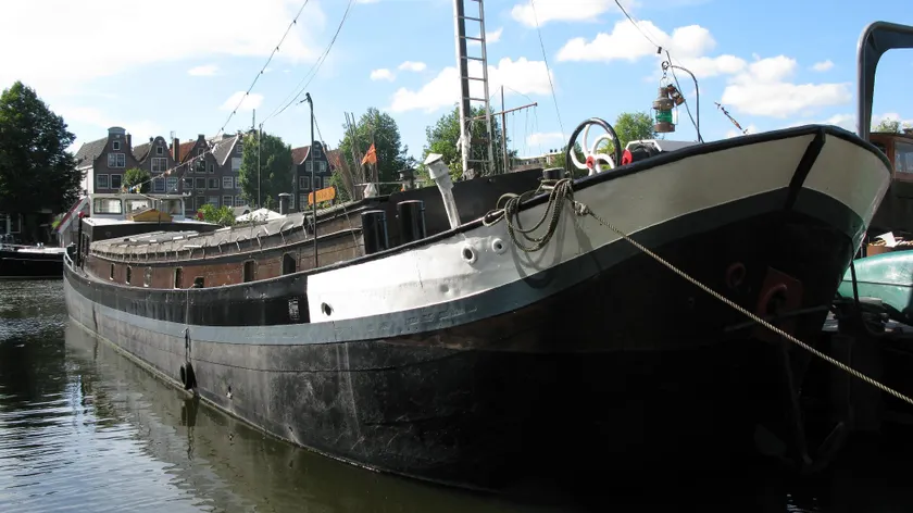 houseboat ms Luctor - Image 1