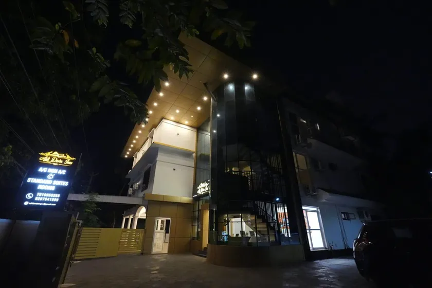 Adi Deva Inn - Image 1
