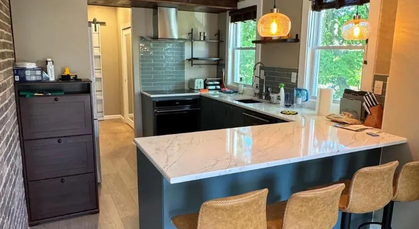 NEW! Urban Oasis, Chic 3-BR 2-BA Corner Unit, Steps Away from NYC! - Image 1