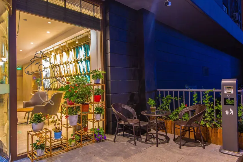 Hanting Premium Beijing Capital Airport New International Exhibition Center Hotel - Image 1
