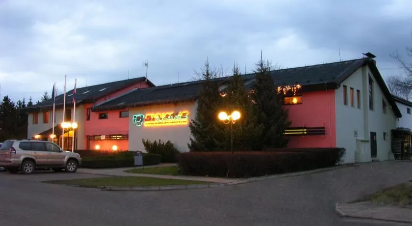 Hotel Dynamic - Image 1