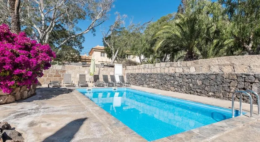 Flamboyán - Image 1