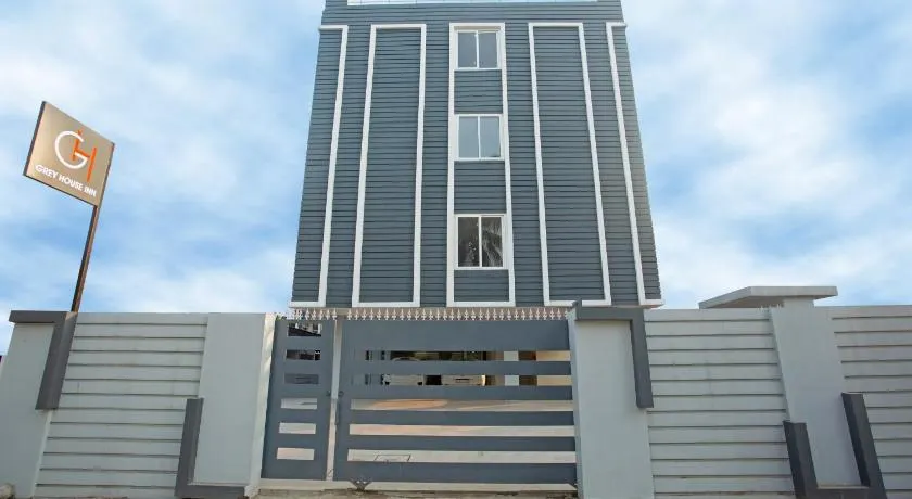 Grey House Inn - Image 1