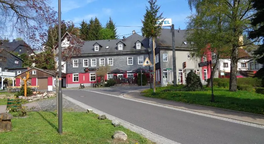 Pension & Gasthof "Am Park" UG - Image 1