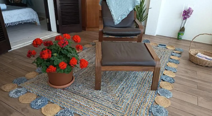 Minha Alegre Casinha - Image 1