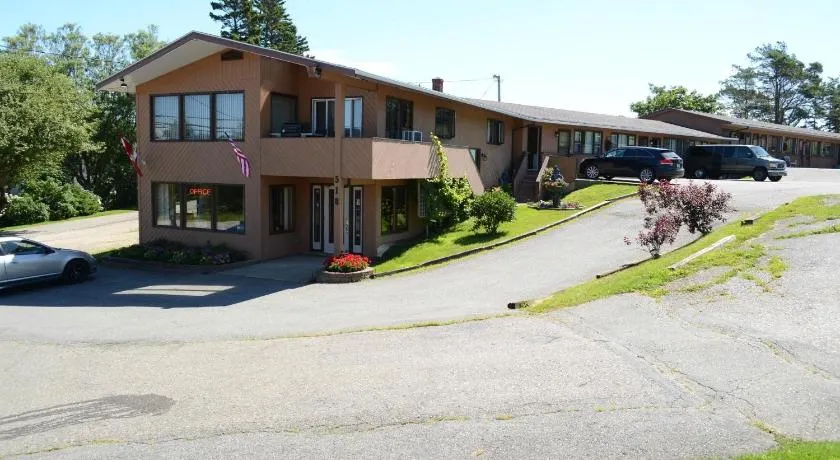 New Age Inn - Voyageur Motel - Image 1