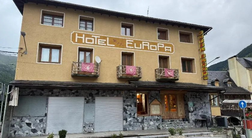 Hotel Europa Les - Image 1