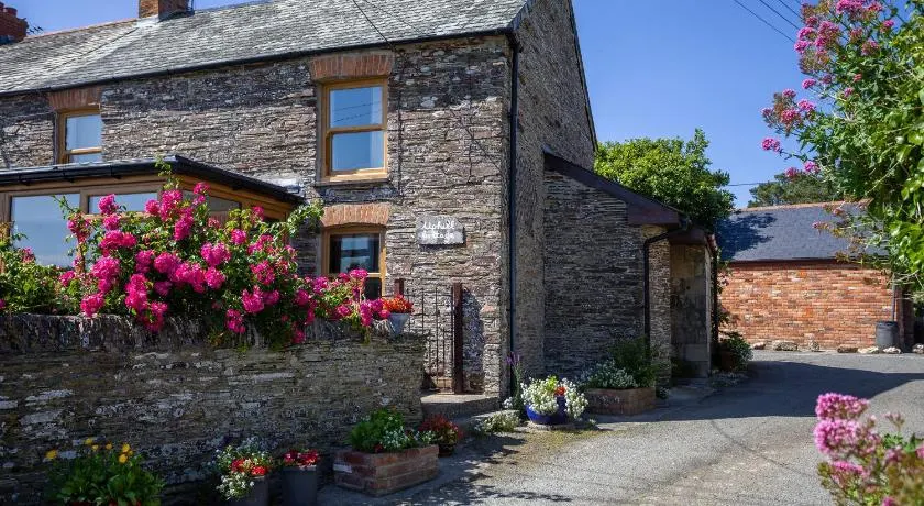 Uphill Cottage - Image 1