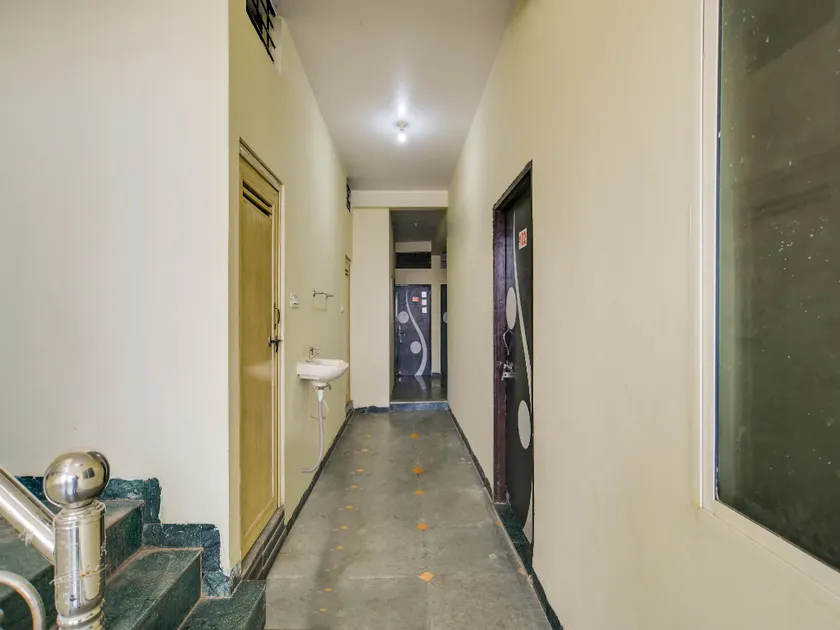Hotel O Palace - Image 1