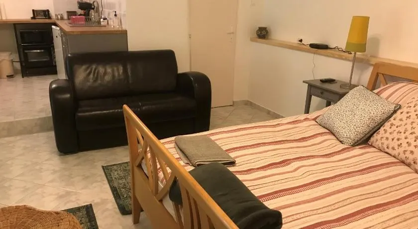 KŐKAPU Vendégház - Image 1