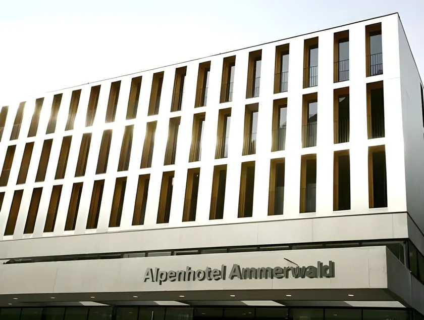 Alpenhotel Ammerwald - Image 1