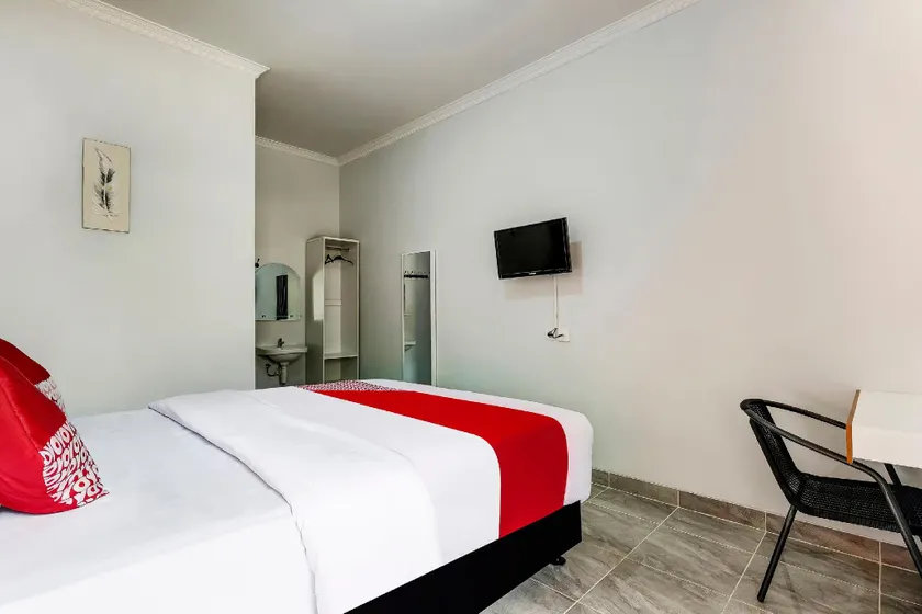 Capital O 90983 Harmony Easy Stay - Image 1