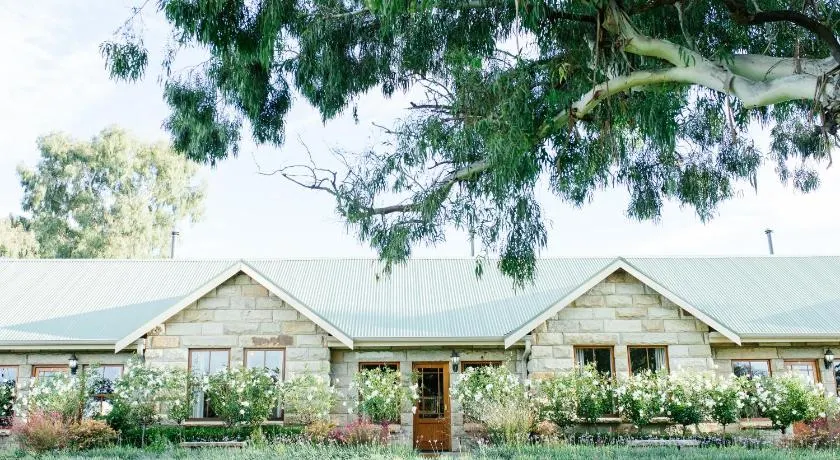 Baris Guesthouse - Image 1