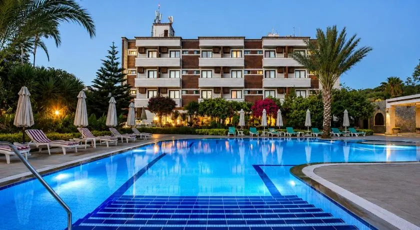 ANADOL Hotel & Pool Central Kyrenia - Image 1