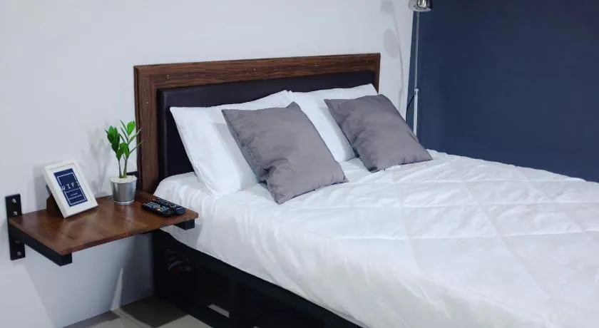 The room Apartment - Image 1