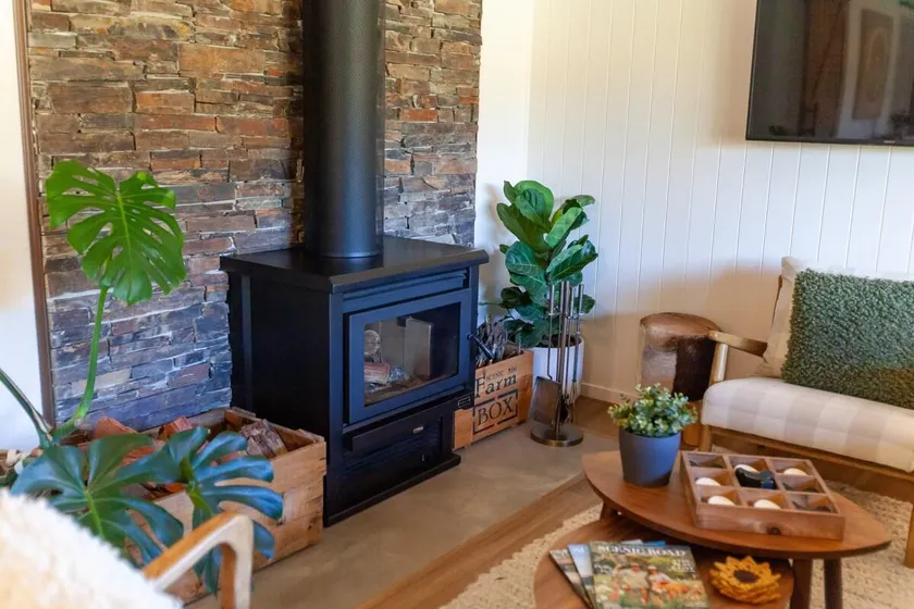 Sugarloaf - Luxury Farmhouse Cabin - Image 1