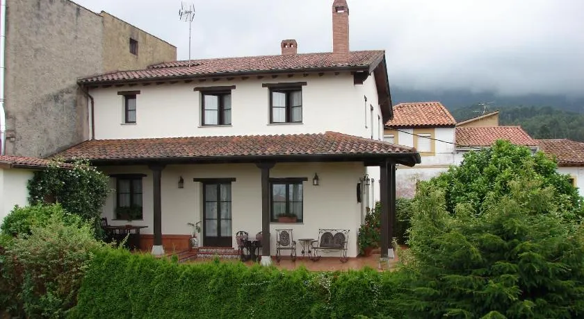 Casa de Aldea Los Duesos - Image 1