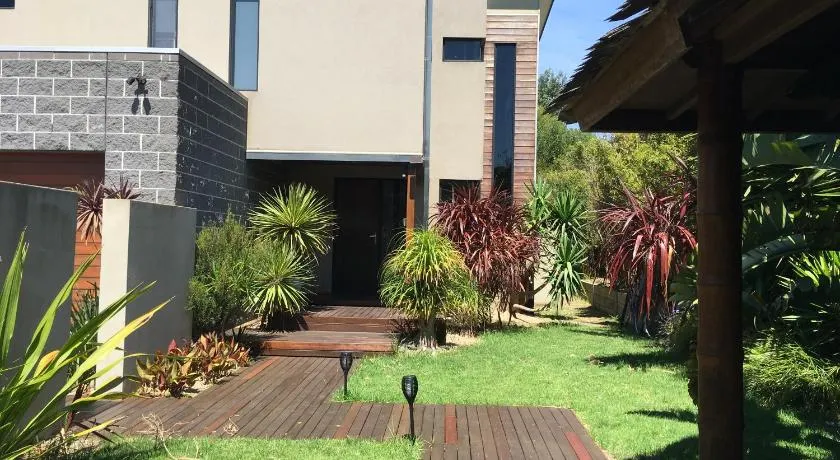 Woolamai Beach Haven, Easter Special, wine, chocs - Image 1