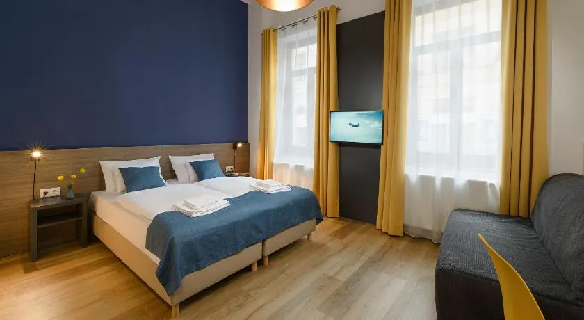 RES City Residence Hotel Budapest - Image 1