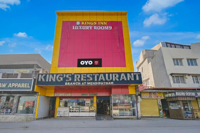 Hotel O by OYO Kings Inn Luxury Rooms - Image 1