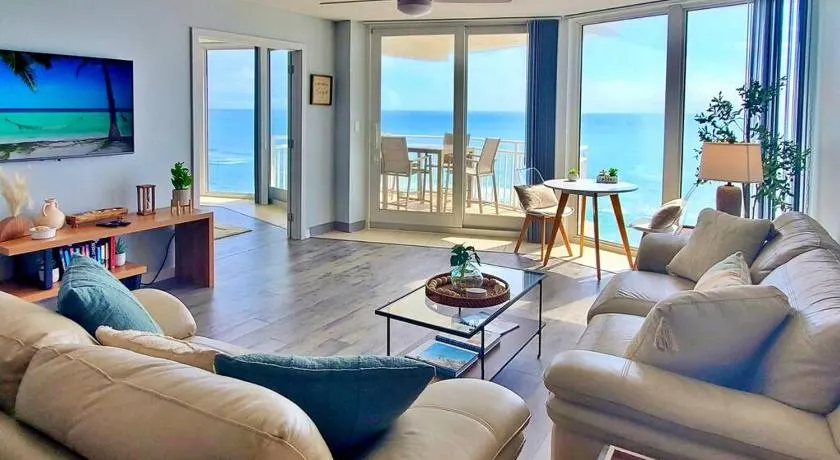 Relaxing Ocean Front penthouse - Image 1