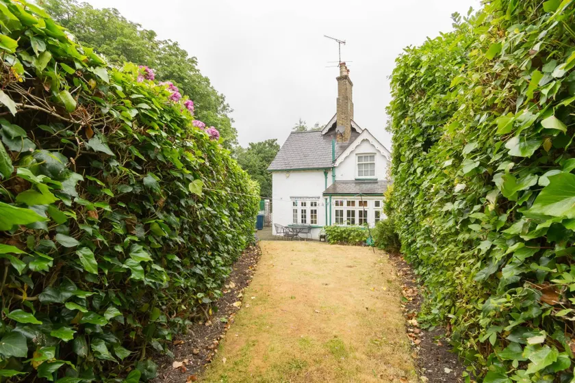Holiday Home of the Month! Finchley, Sleeps 5 - Image 1