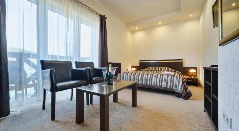 Hotel Orlik - Image 1