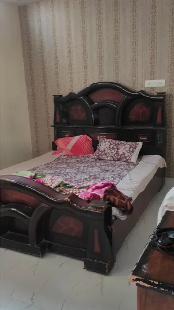 SAPPHIRE GUEST HOUSE On DAILY RENT FOR FAMILIES - Image 1
