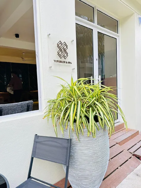 YUVi Blue Guesthouse at Himmafushi - Image 1