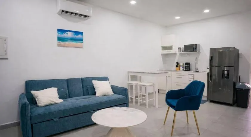 Chiquitos Apartments - Image 1