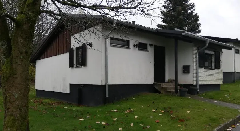 Gemütlicher Ferienbungalow in Usseln bei Willingen, kostenloses WLAN - Image 1