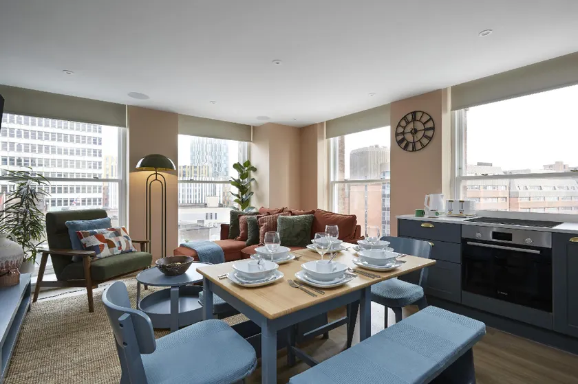 Hayy Luxury 1 Bed Apartment in Leeds City Centre - Image 1