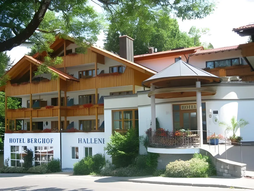 Hotel Berghof - Image 1