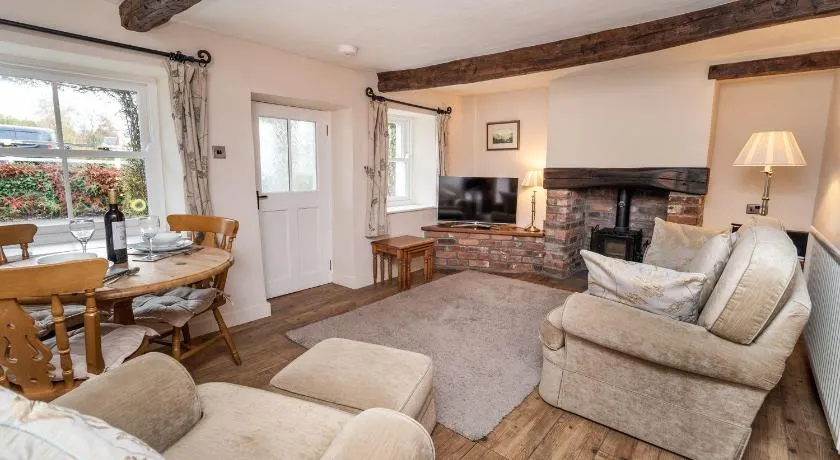 Jasmine Cottage - Image 1