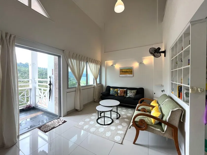 The Van Gogh Loft at Selesa Hillhomes - Image 1