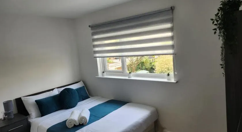 Ensuite deluxe home - Image 1