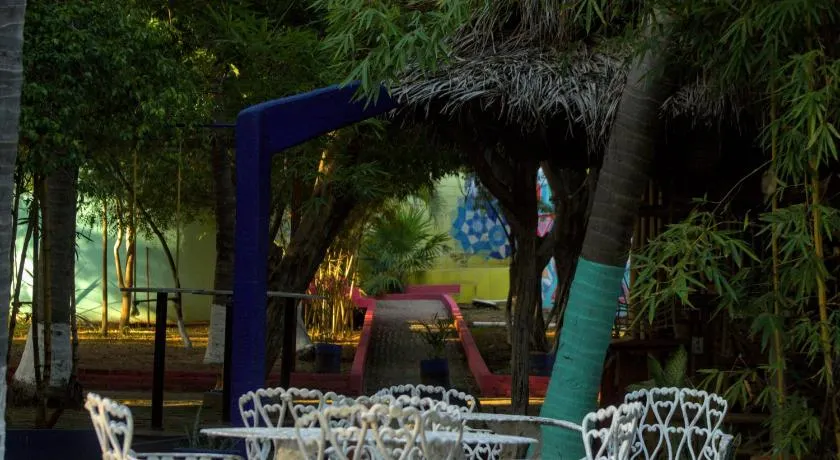 Shalom Backpacker Hostel - Image 1